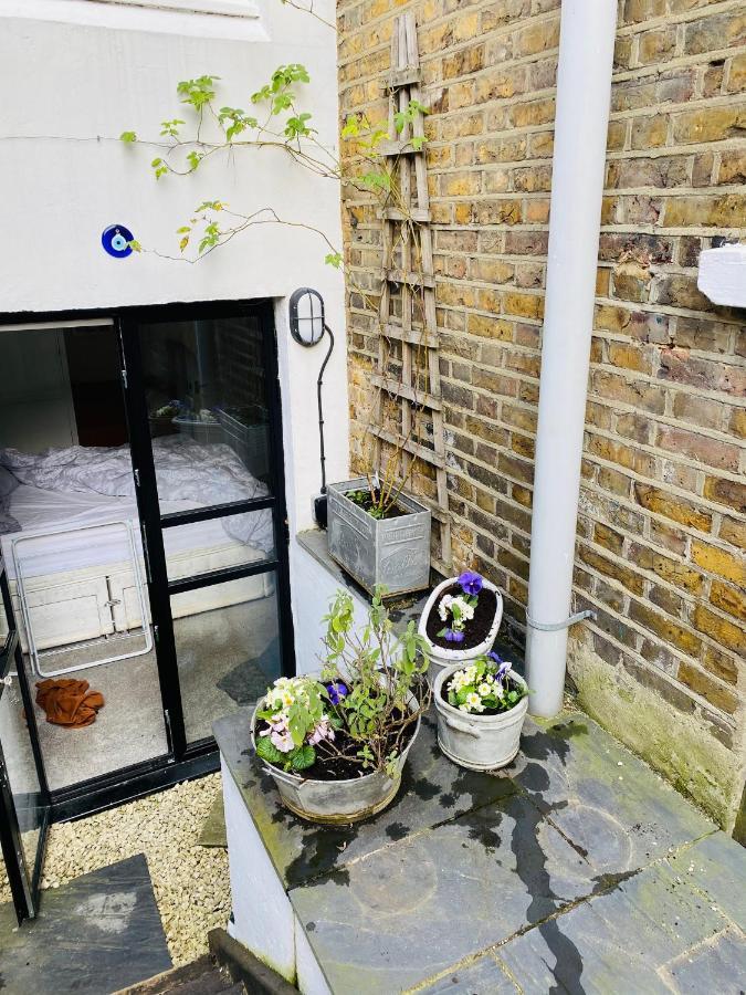 Stunning, Stylish Garden Flat In The Heart Of Wimbledon Appartamento *