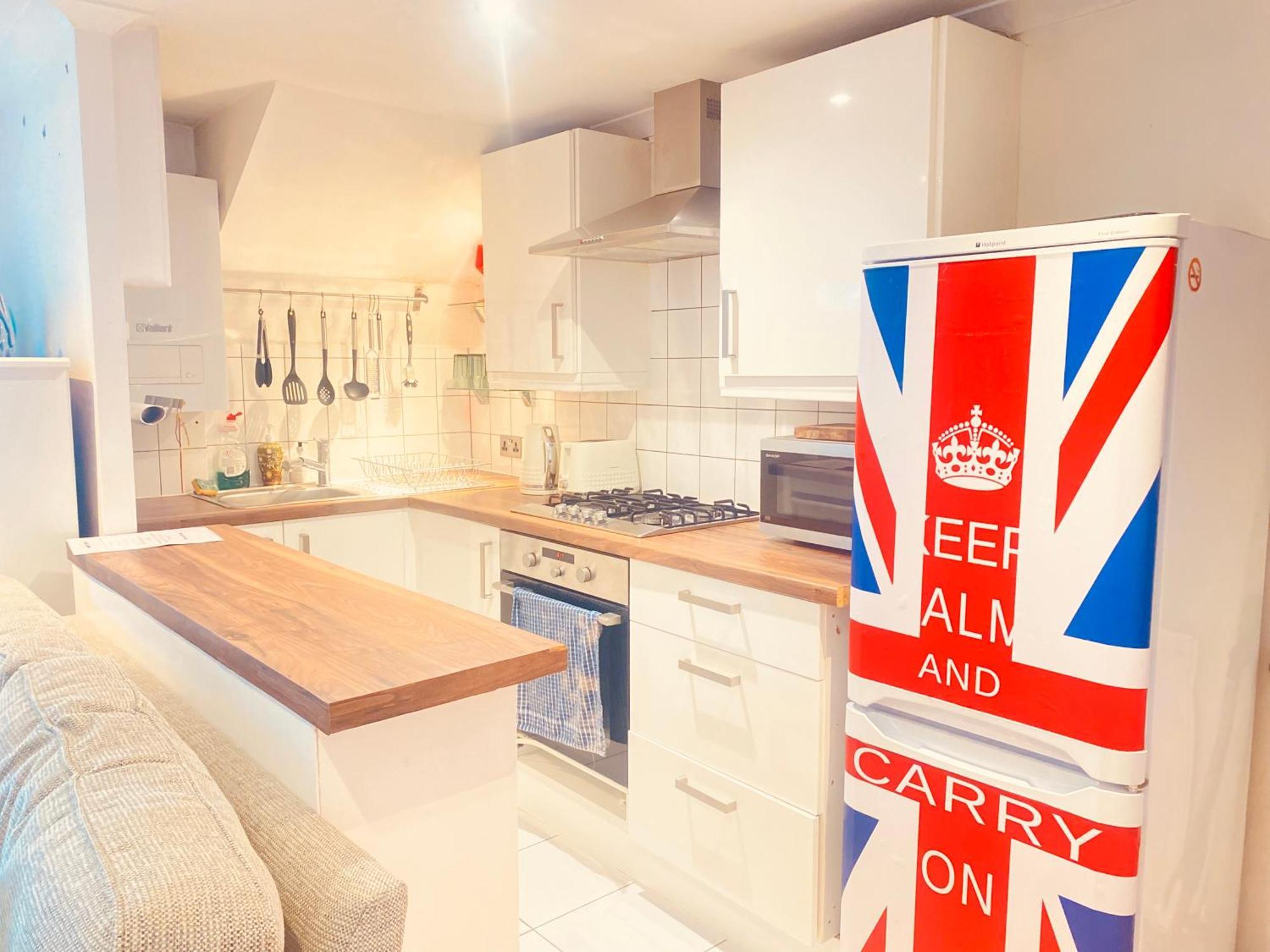 Stunning, Stylish Garden Flat In The Heart Of Wimbledon Appartamento Londra